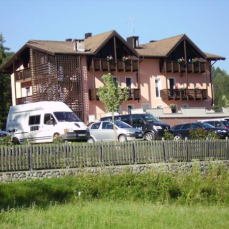 Park Hotel Bellevue Dimaro Kültér fotó