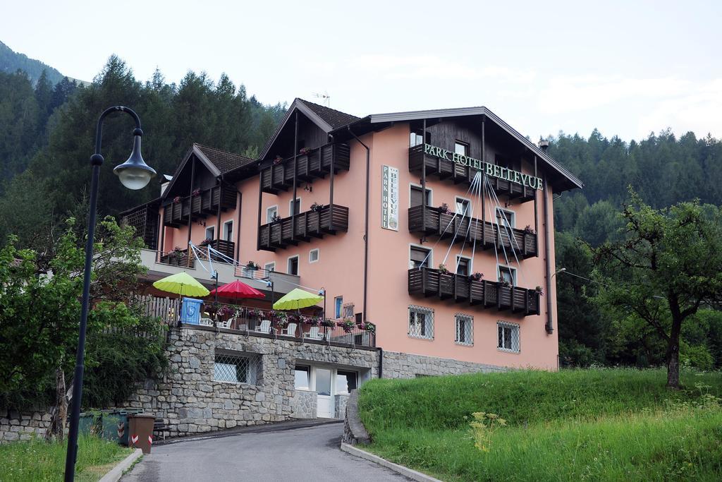 Park Hotel Bellevue Dimaro Kültér fotó